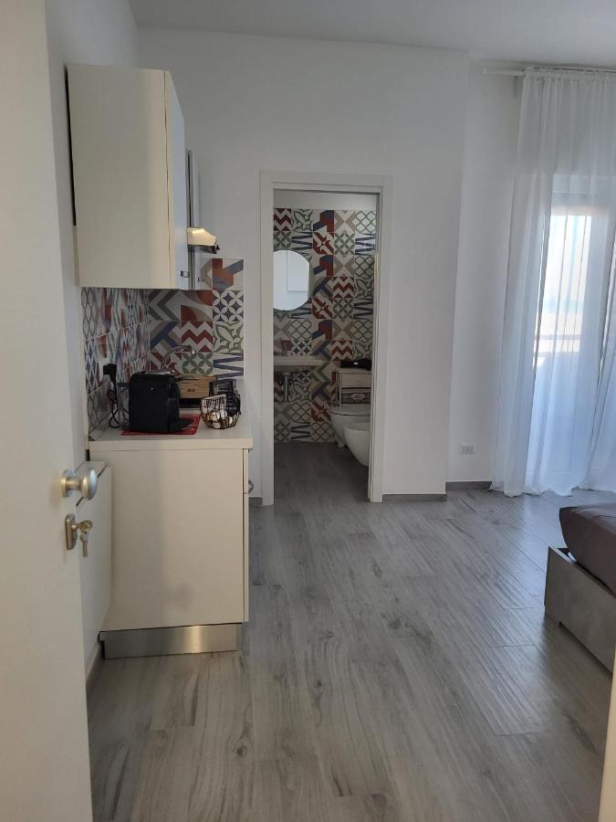 Casa Al Mare Hotell Bari Exteriör bild